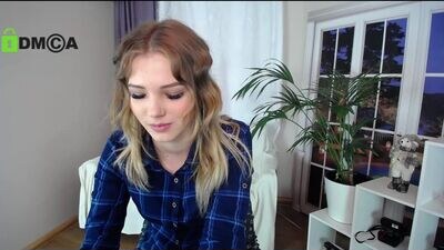 hopefulgirl public webcam profile photo 2