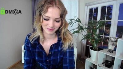 hopefulgirl public webcam profile photo 4