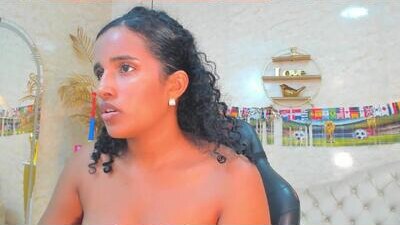horny_curlss public webcam profile photo 6