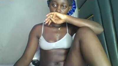 hornybella84 public webcam profile photo 6
