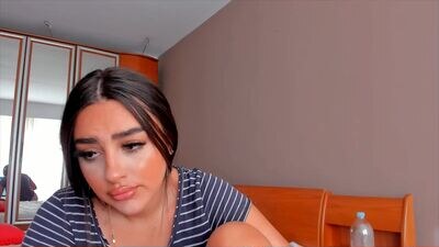 hornyemma_