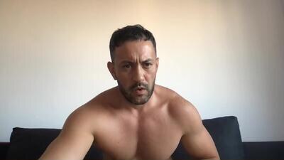 horsechris public webcam profile photo 3