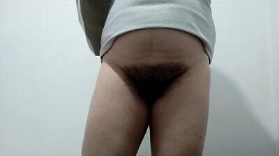 hostshairy public webcam profile photo 8