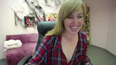 hot_milady public webcam profile photo 2