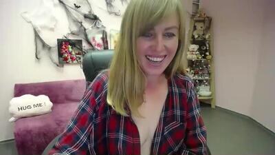 hot_milady public webcam profile photo 3