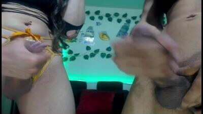 hot_skiiny public webcam profile photo 3