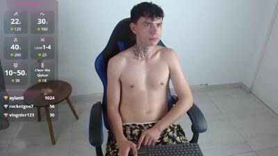 hot_teo1 public webcam profile photo 3