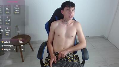 hot_teo1 public webcam profile photo 4