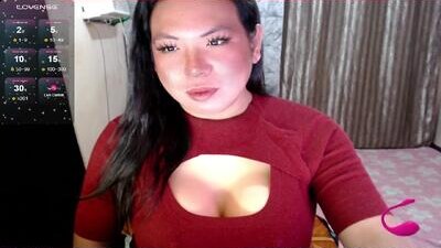 hotasian_mama public webcam profile photo 6