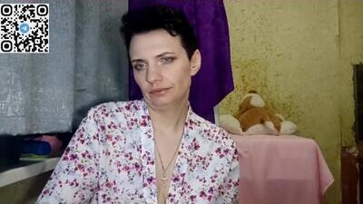 hotmamaqueen234 public webcam profile photo 8