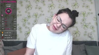 hotmialovee public webcam profile photo 9