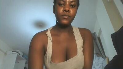 hottie_vera public webcam profile photo 4