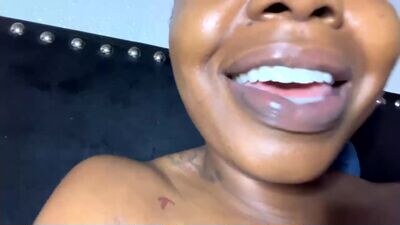 houstonhottielou public webcam profile photo 2
