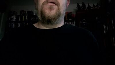 howling81 public webcam profile photo 3