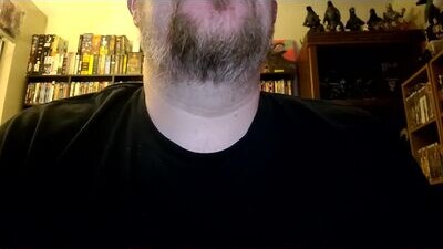 howling81 public webcam profile photo 7