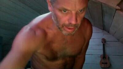 howlingatnothing public webcam profile photo 2