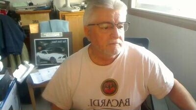 hubee public webcam profile photo 3