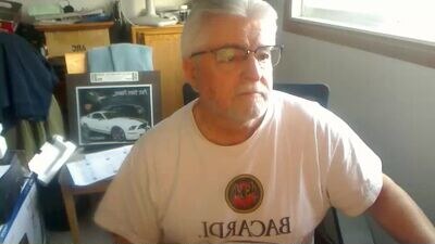 hubee public webcam profile photo 4