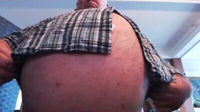 hugehairybeergut public webcam profile photo 9