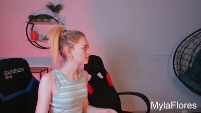 hungry_olive public webcam profile photo 10