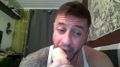 hungrybttm82 public webcam profile photo 5