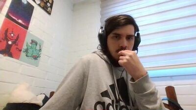 hungweeb public webcam profile photo 2
