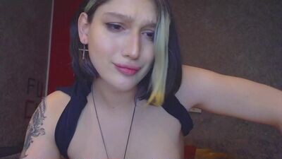 iamalika public webcam profile photo 4