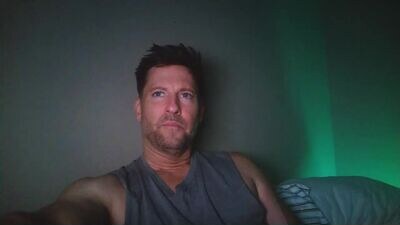 iamhereandnow public webcam profile photo 2