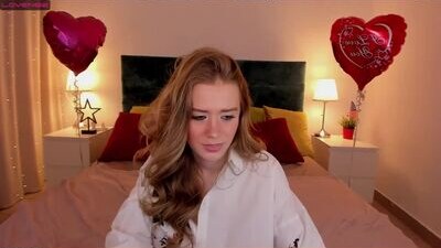 iamvikki public webcam profile photo 6