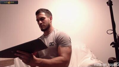 ian_rogan1 public webcam profile photo 4