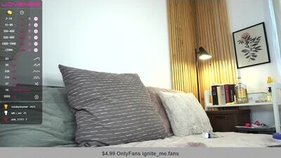 ignite_me public webcam profile photo 7