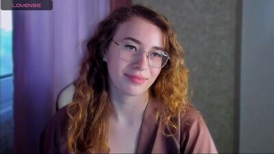 illiaric public webcam profile photo 2