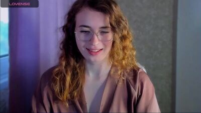 illiaric public webcam profile photo 3