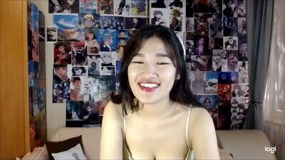 illura public webcam profile photo 3