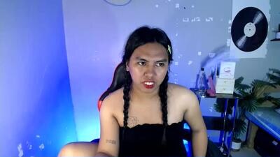 im_ur_girl_demure public webcam profile photo 2