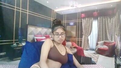 indianbootylicious69 public webcam profile photo 3