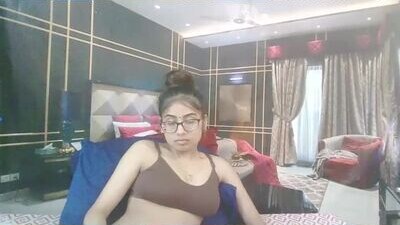 indianbootylicious69 public webcam profile photo 5