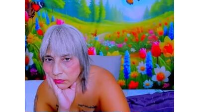 indianroxy27 public webcam profile photo 2