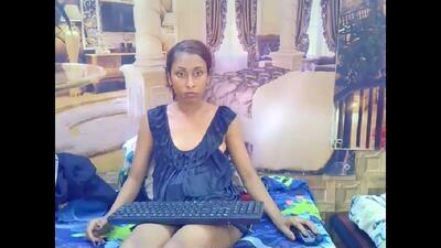 indiansexybutt4u2luv public webcam profile photo 2