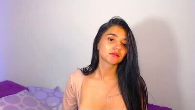 innocent_fox public webcam profile photo 2