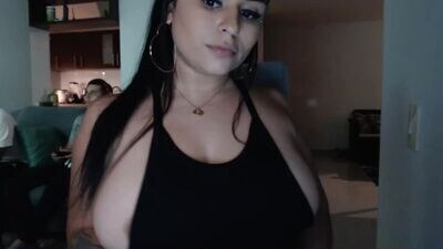 inocente_kitty public webcam profile photo 3