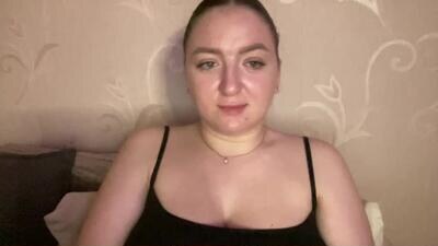 ioanna_wow public webcam profile photo 3