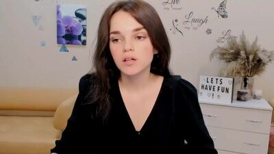 iren_lotte public webcam profile photo 3