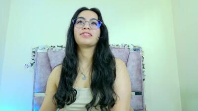 iris_mandarinne public webcam profile photo 3