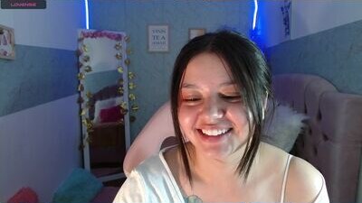 iris_tay public webcam profile photo 6
