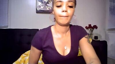 iris_the_squirter public webcam profile photo 2