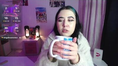 iriss_sky public webcam profile photo 10