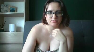 irresistibleparis public webcam profile photo 2