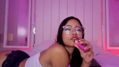 isa_69hot public webcam profile photo 8