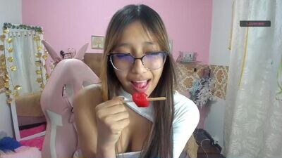 isa_bella0 public webcam profile photo 2